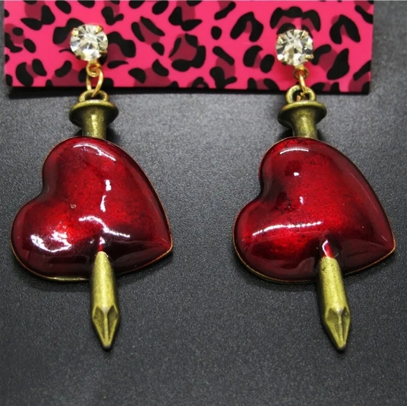 Nail Thru the Heart Earrings - Picture 2 of 2